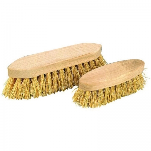 Cette brosse en chiendent permet un brossage efficace. Cette...